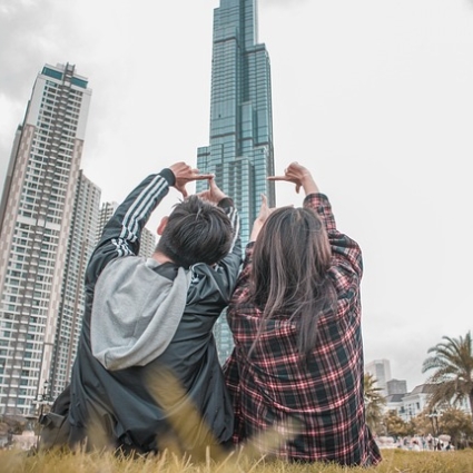 男生见到暗恋女生的反应有哪些